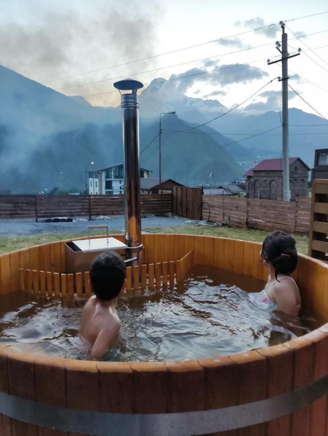 Kazbegi Spa Resort Cottages Exterior photo