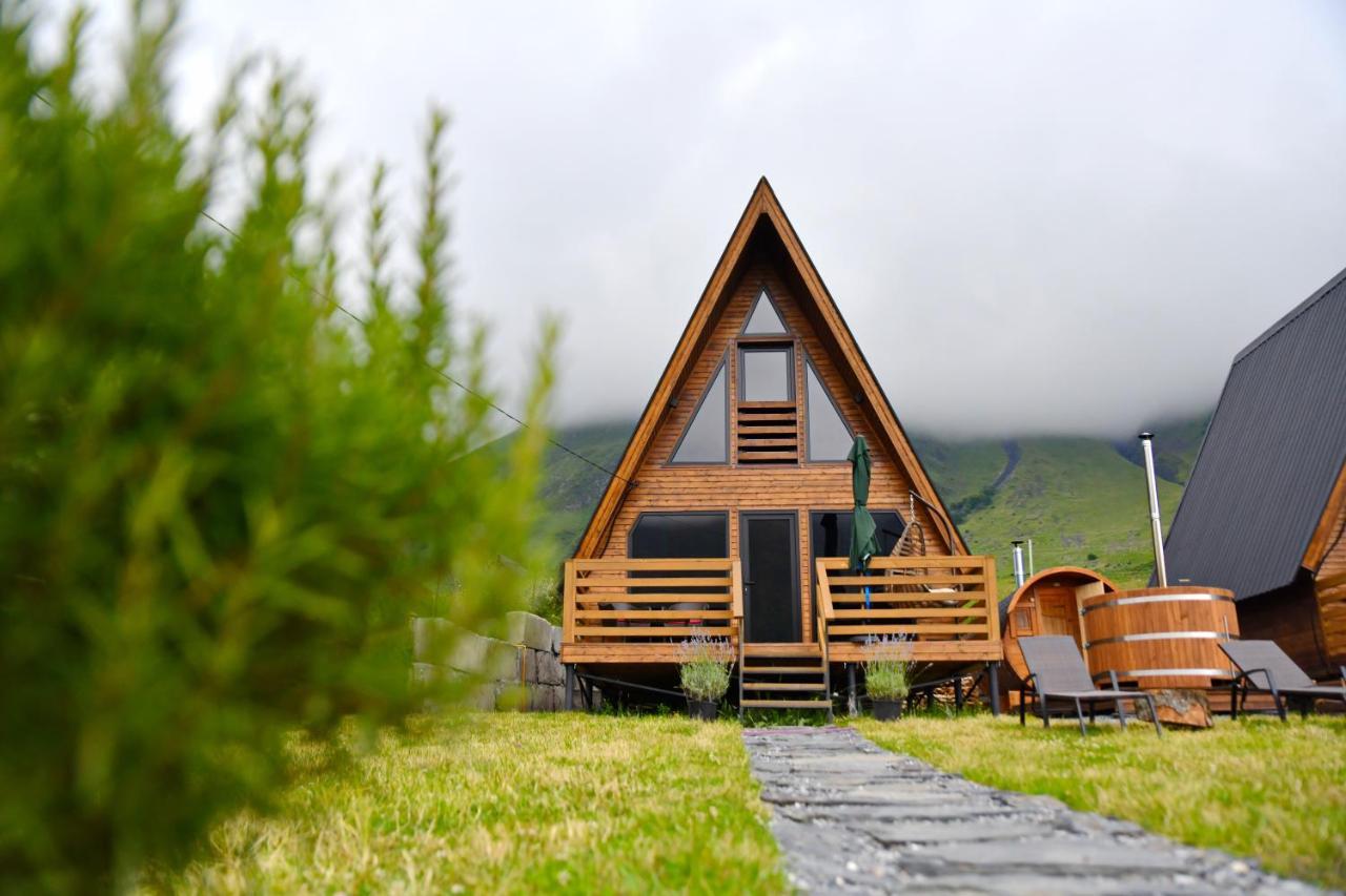 Kazbegi Spa Resort Cottages Exterior photo